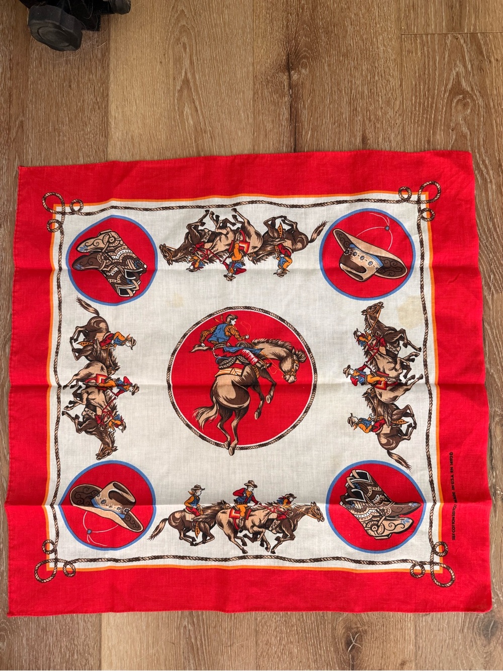 Vintage 60s/70s Western Cowboy Print Red and White Decorative Bandana
